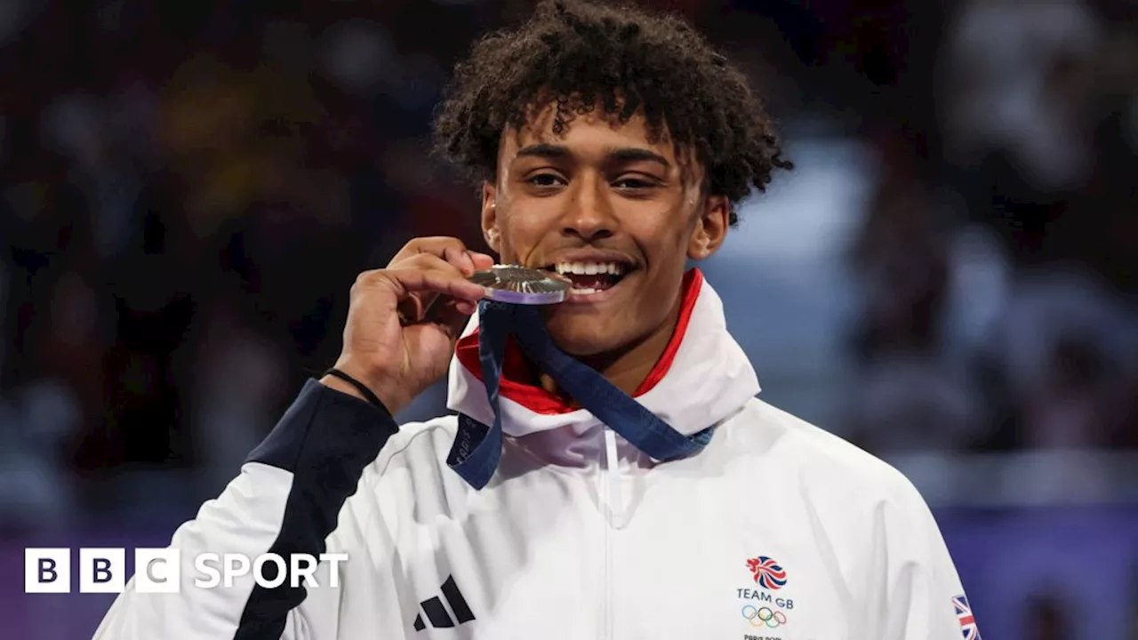 Olympic taekwondo: Caden Cunningham takes men's +80kg silver after losing to Iran's Arian Salimi