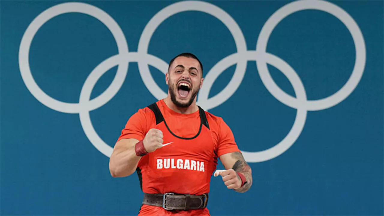 'Man from Mars' Nasar wins Olympic weightlifting gold with new world record