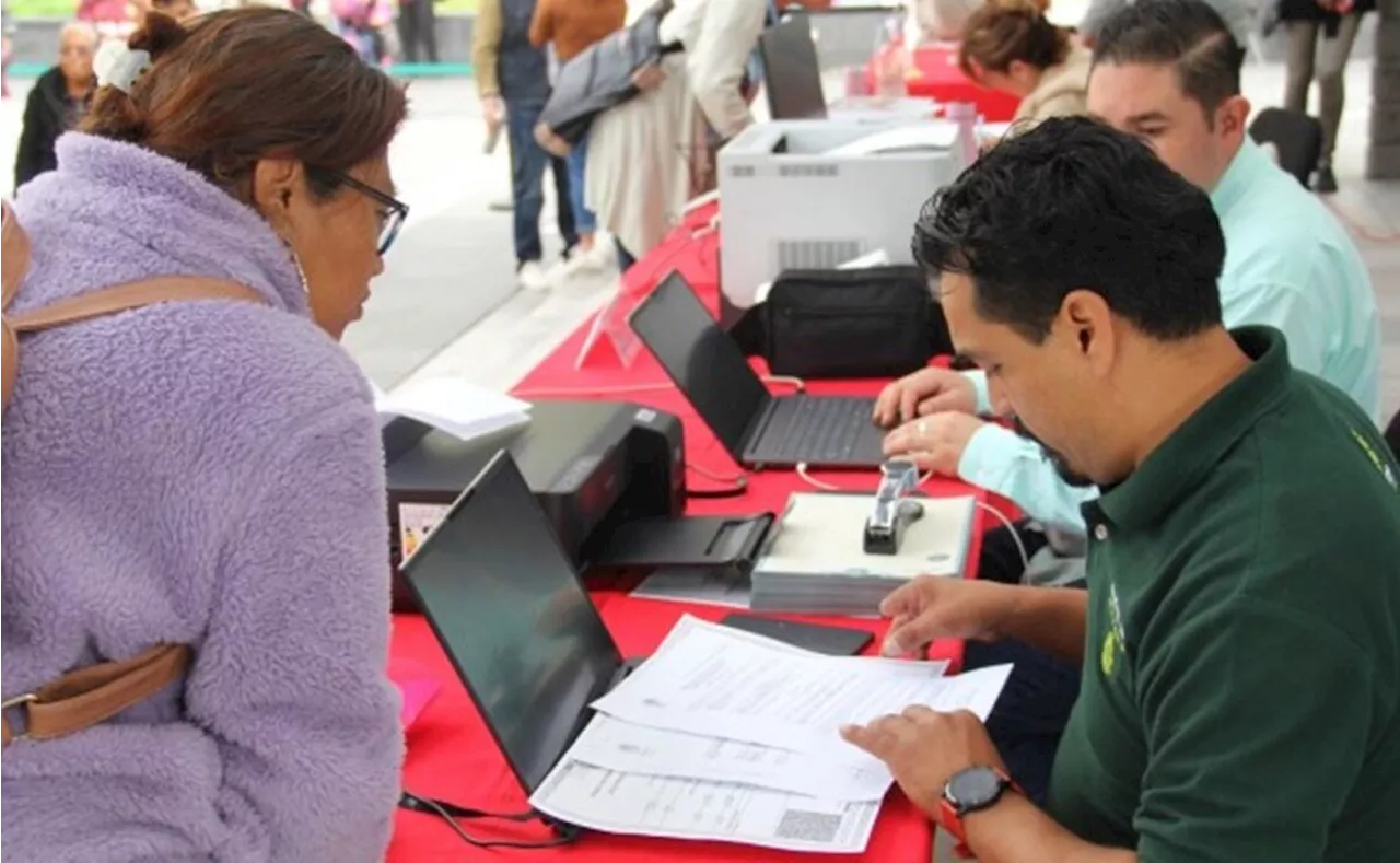 Registro civil acerca trámites y servicios a 140 personas originarias de Coahuila y San Luis Potosí