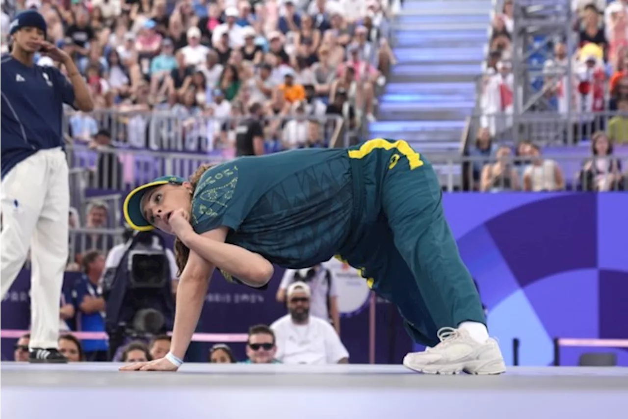 Australische professor gaat viraal na “creatieve” breakdance op Olympische Spelen: “Ik wilde origineel zijn”