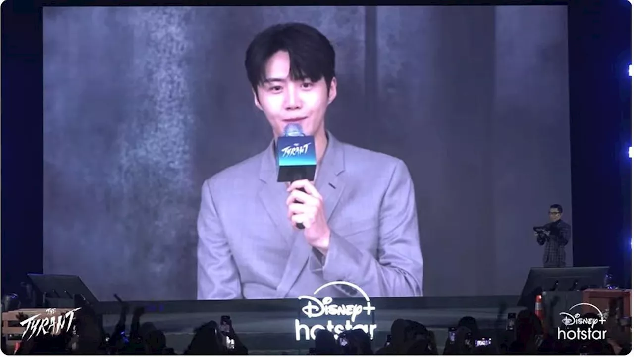 Kehangatan Kim Seon Ho di Fan Meeting The Tyrant: Sapa Indra Herlambang dengan Gaya Santai