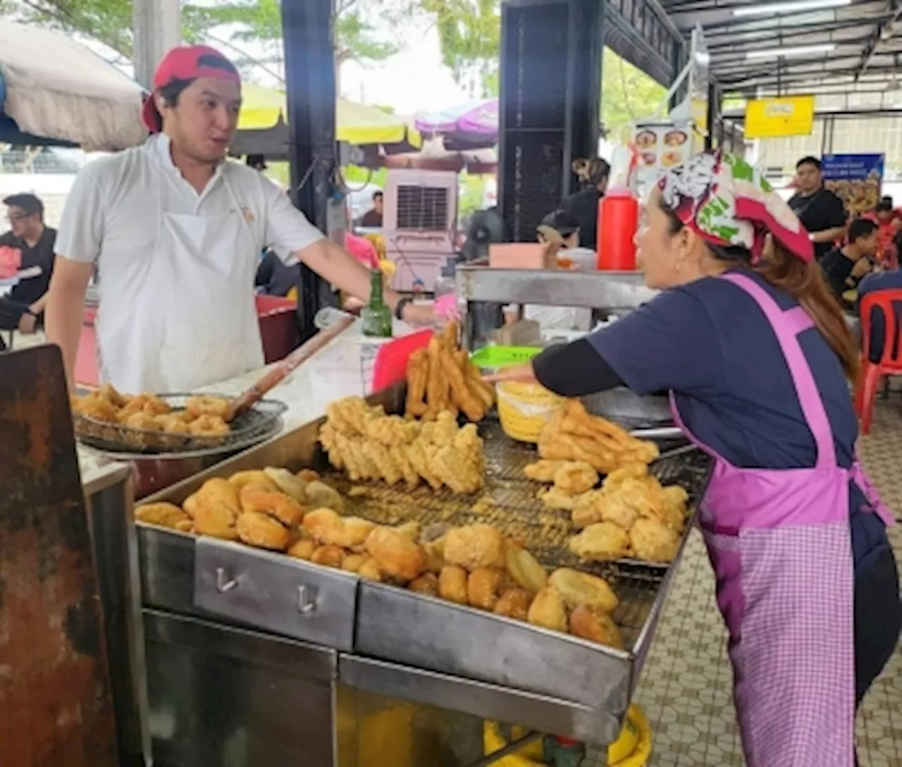 For some in Ipoh, Muslim-friendly Chinese restaurants trend decades in the making