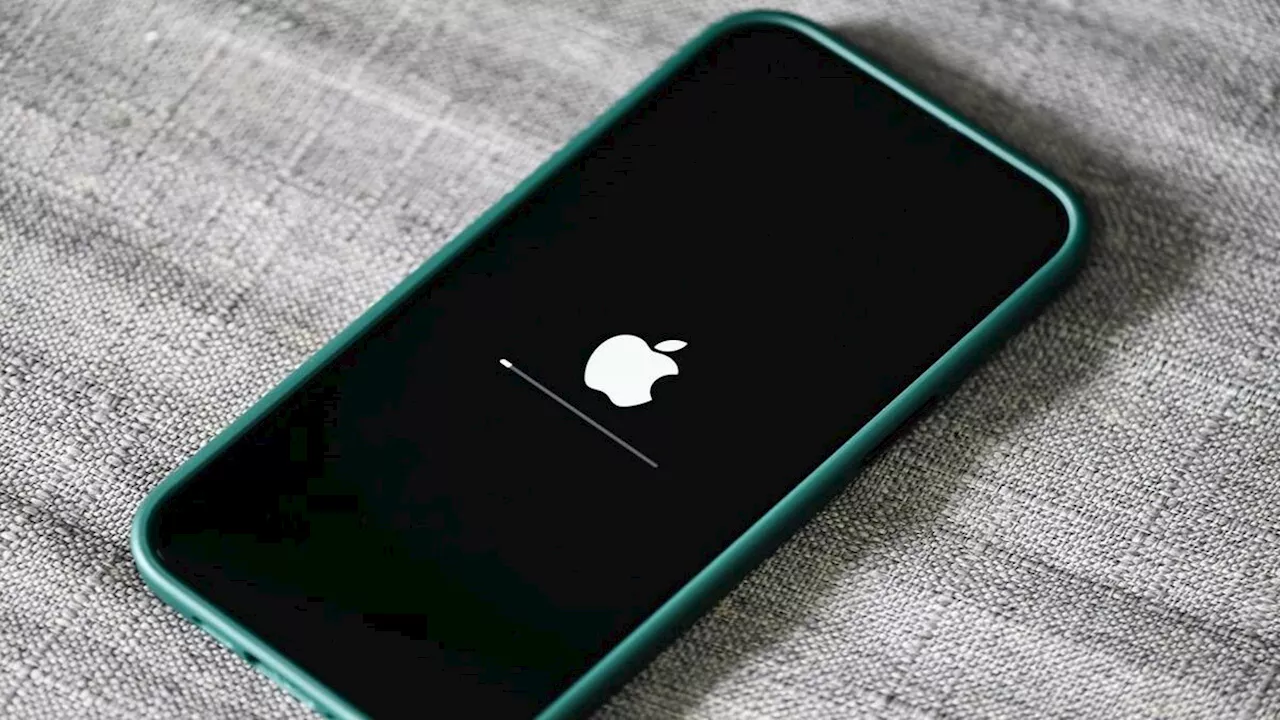 your iPhone become slow : अगर आपका iPhone यूज करते-करते हो गया है स्लो, तो इन स्टेप्स से बढ़ाएं स्पीड