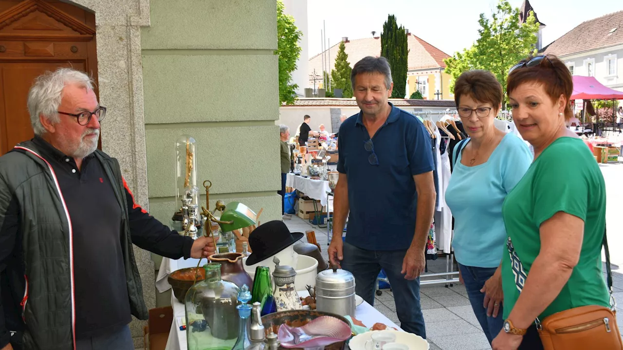 Antikflohmarkt in Wolfsbach