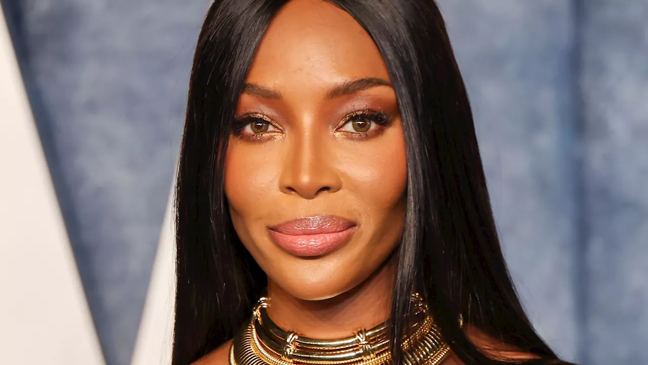 Liebe bestätigt? Ihm kommt Naomi Campbell auf Ibiza ganz nah