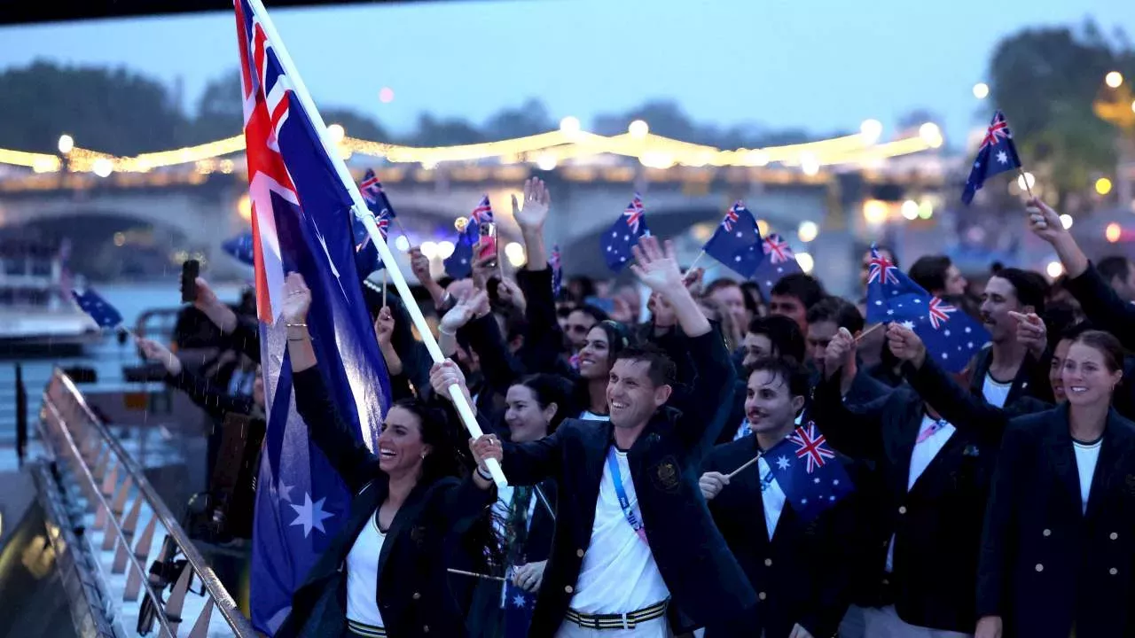 Matt Wearn Australian flagbearers for Olympics closing ceremony