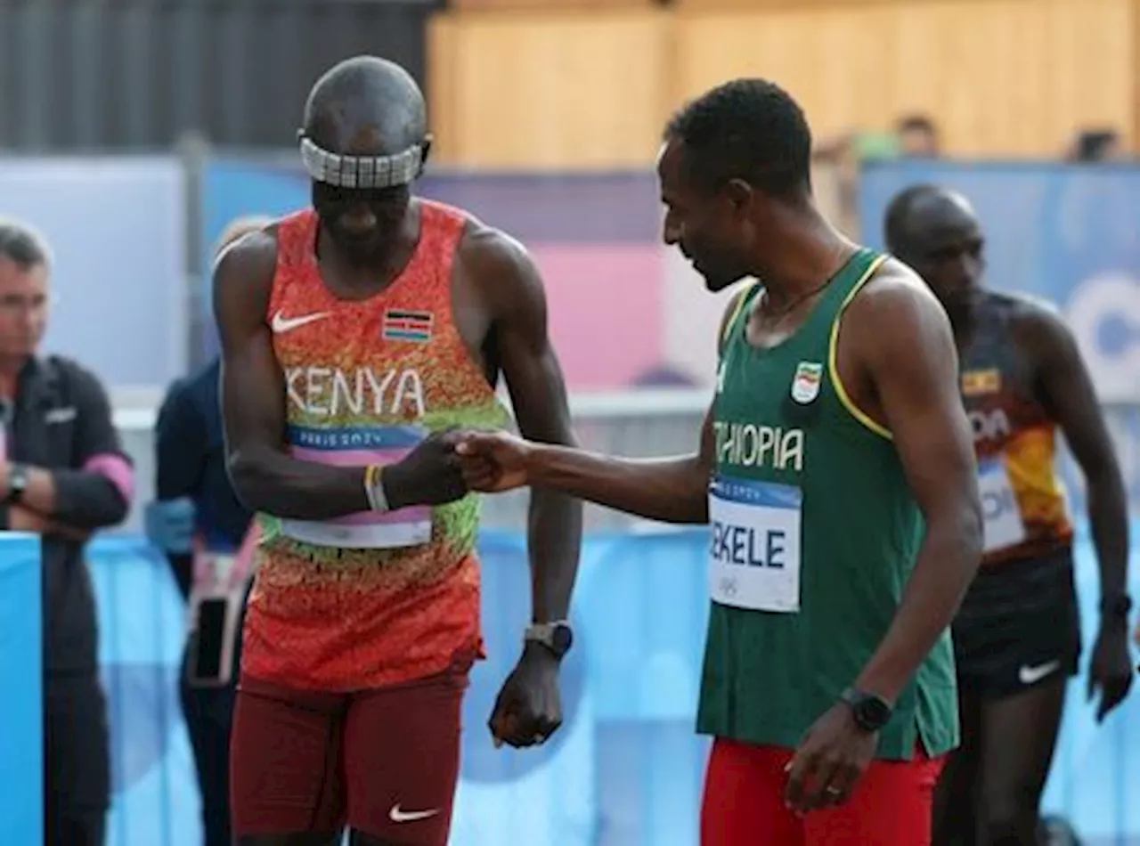 Olympics-Athletics-Kenya marathon great Kipchoge fails to finish on tough day at the office