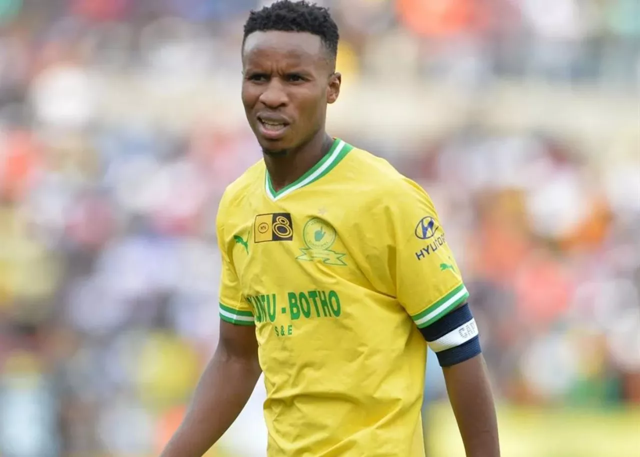 Sundowns make decision on 35-year-old Zwane