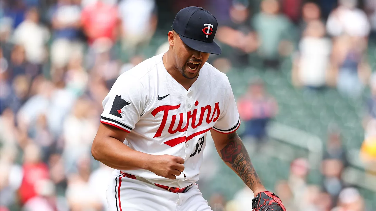 Twins sweep doubleheader, handing Guardians seventh straight loss