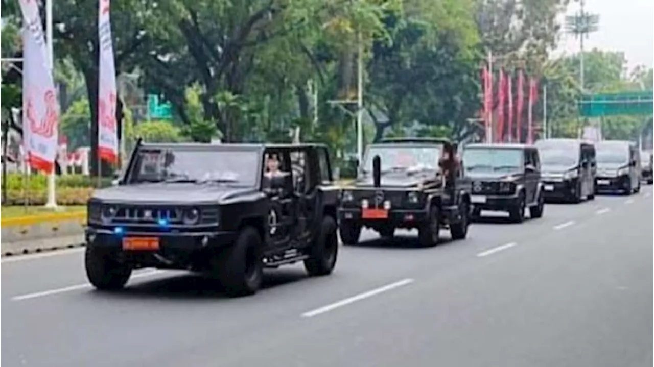 Kirab Bendera Pusaka Monas-Halim 14 Km Libatkan 180 Abang None hingga Purna Paskibraka