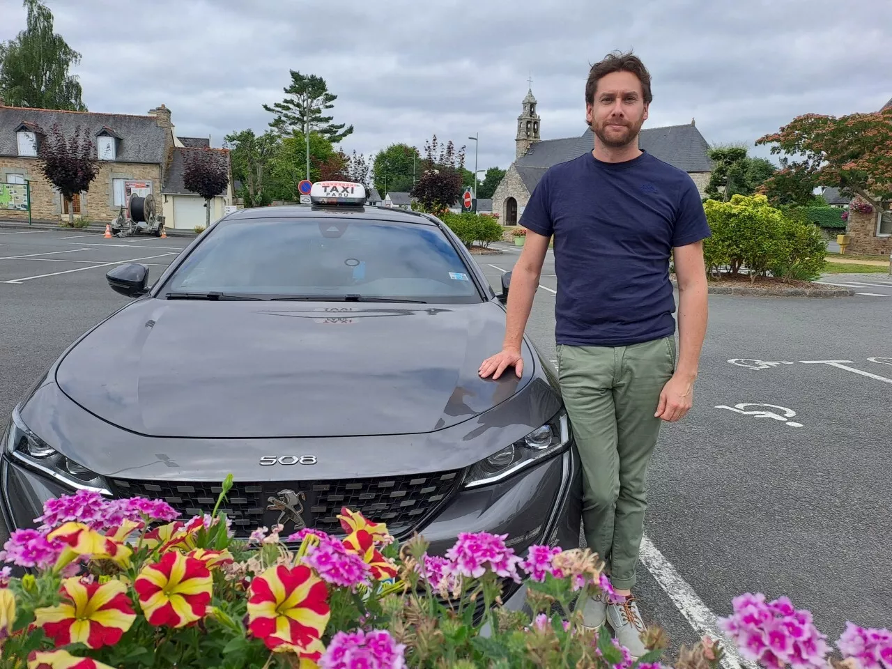 Près de Guingamp, Jean-Philippe s’installe comme taxi