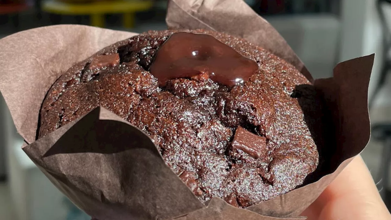 AP tries the viral chocolate muffins from the Olympic village