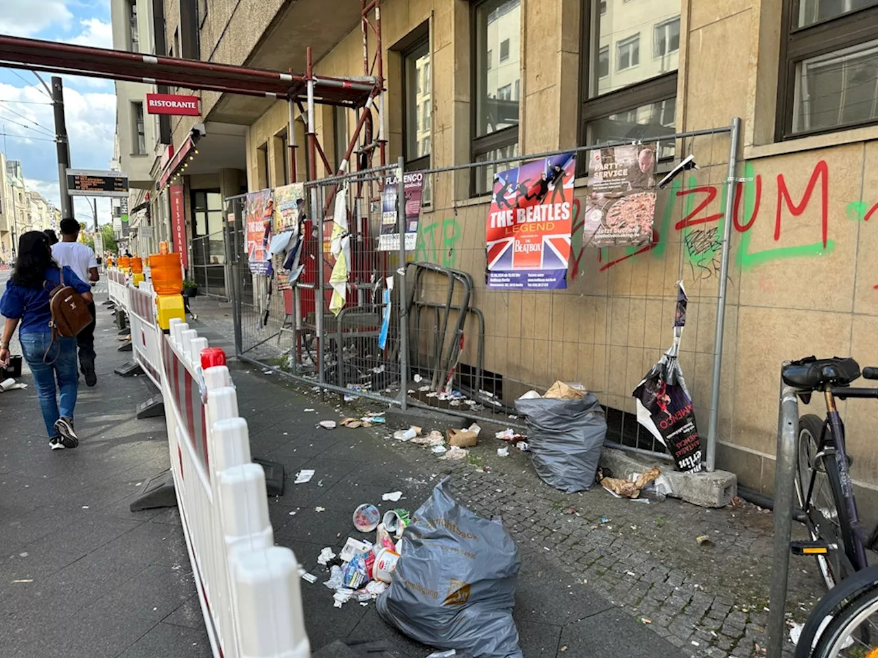 Berlins dreckige Gehwege: Die Mitte der Stadt wird zum Slum, wo ist der Senat?