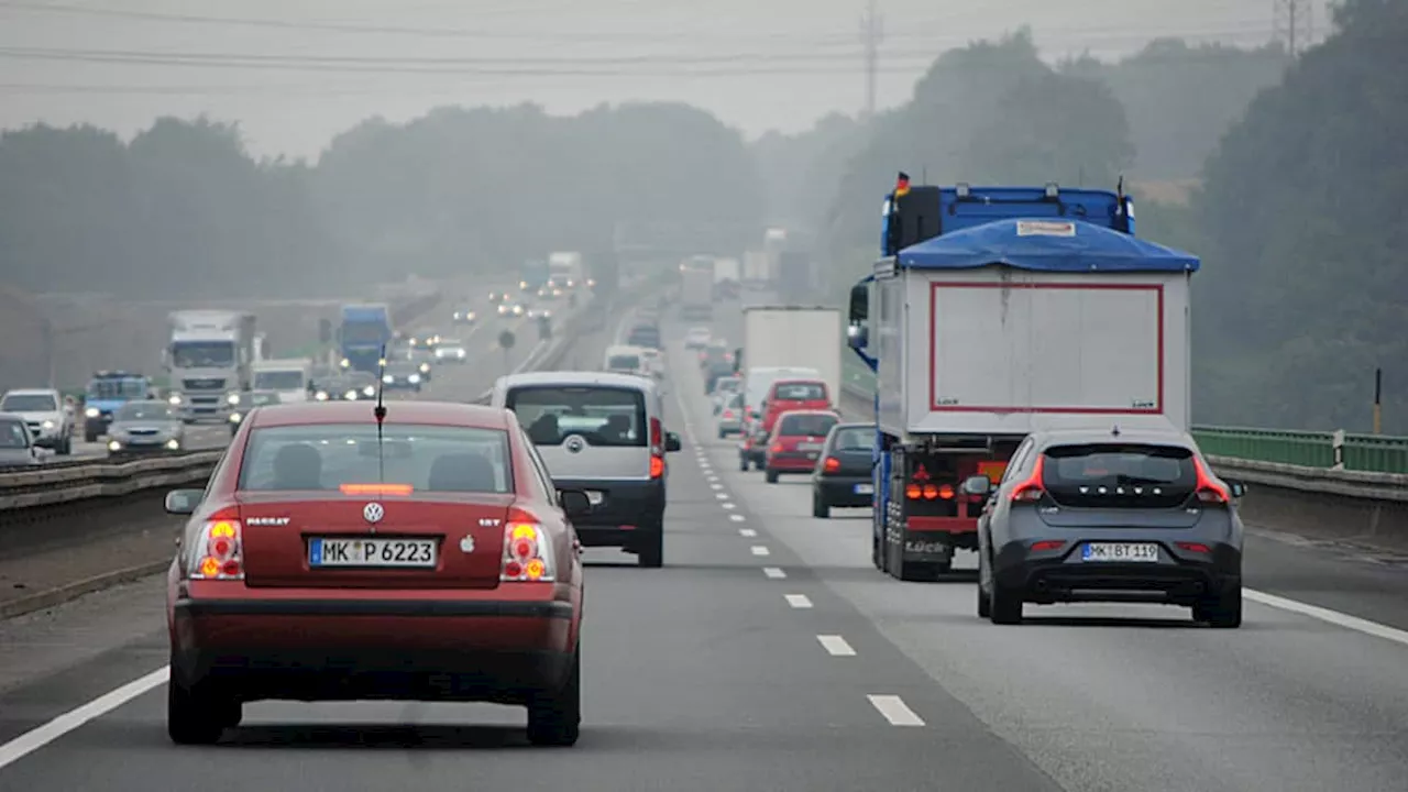 BMW-Manager schlägt eigene Autobahnspur für E-Autos vor