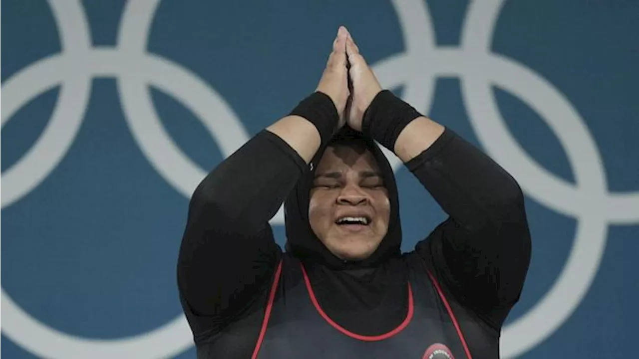 Aksi Lifter Nurul Akmal di Angkat Besi Olimpiade Paris 2024