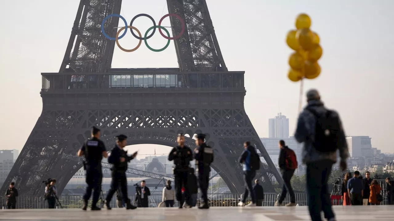 Nur Stunden vor der Abschlusszeremonie: Mann klettert während Olympia auf Eiffelturm