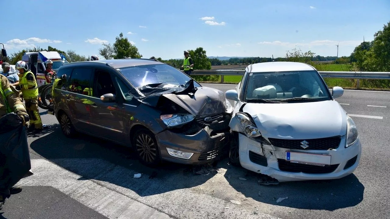 Unfall mit sechs Personen – auch drei Kinder an Bord