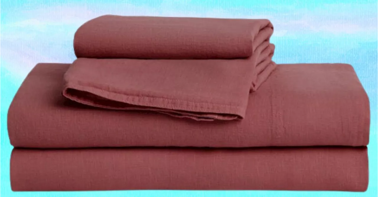 9 Of The Highest-Rated Cooling Sheets For Hot Sleepers