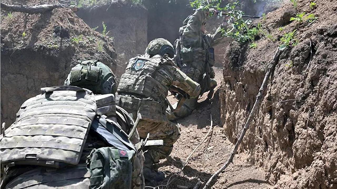 ВС РФ пресекли попытки прорыва групп ВСУ на бронетехнике в Курской области