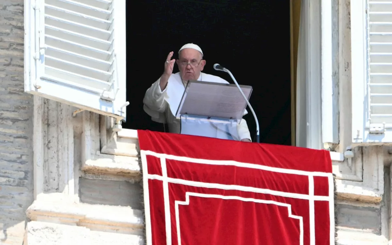 Papa Francisco ora por vítimas de acidente aéreo em Vinhedo