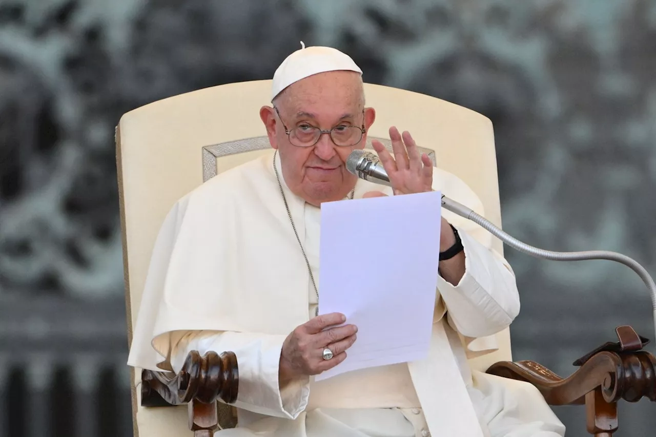 Papa Francisco presta homenagem às vítimas do acidente aéreo em Vinhedo