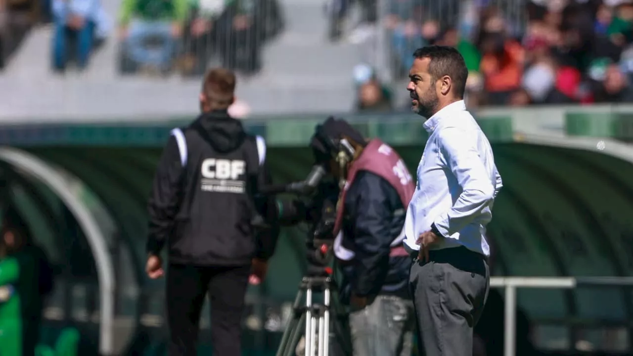 Artur Jorge critica defesa do Botafogo na derrota contra o Juventude