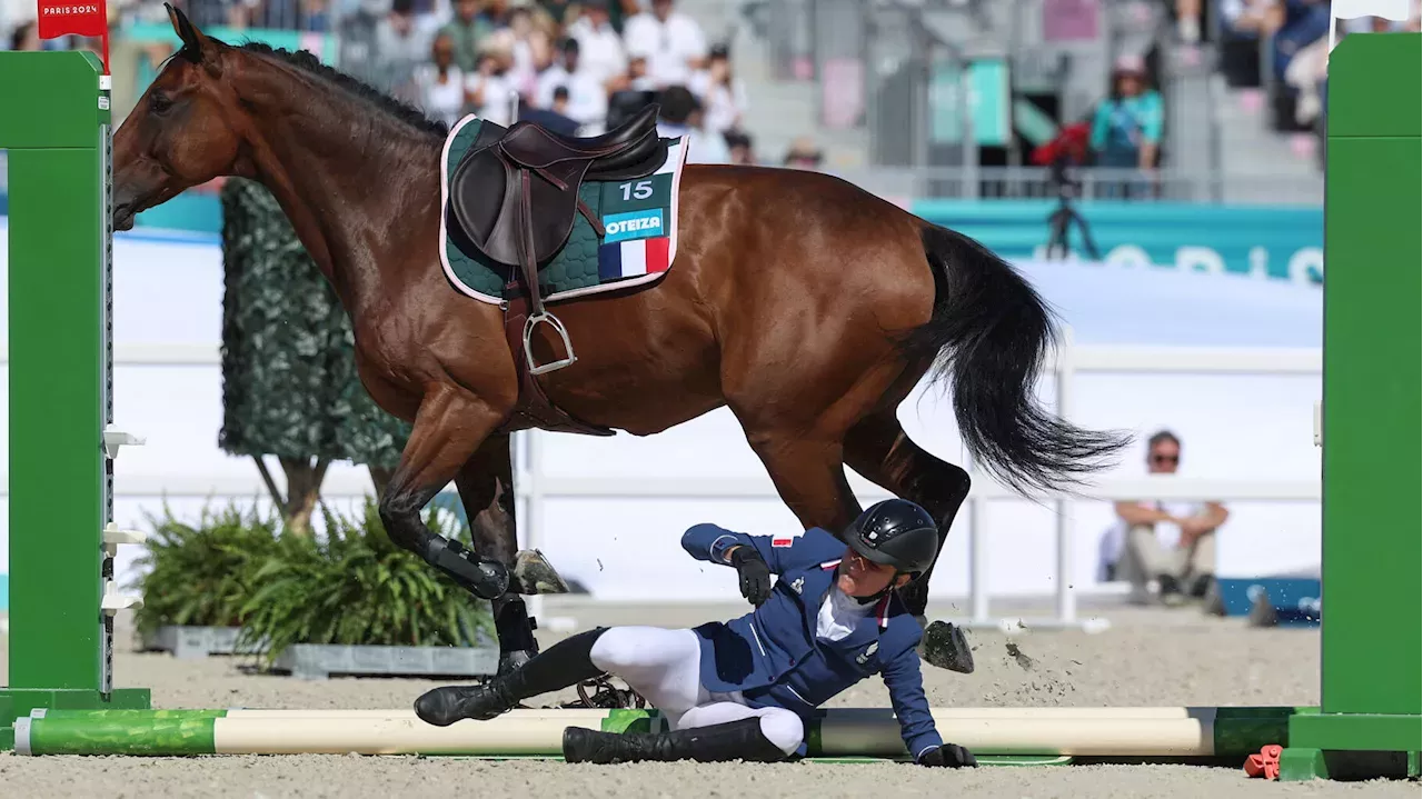 Sport JO 2024 en pentathlon moderne, Marie Oteiza fait une chute qui