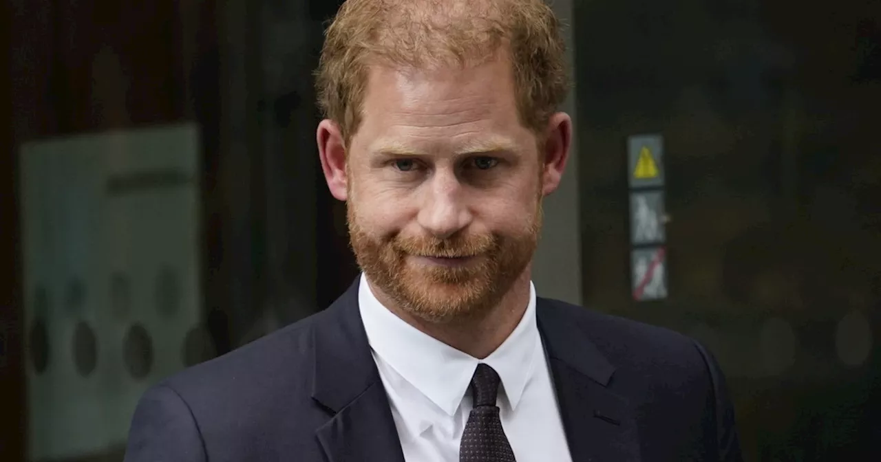 Principe Harry, &#034;perché vuole tornare nel Regno Unito&#034;: le voci che scuotono la monarchia