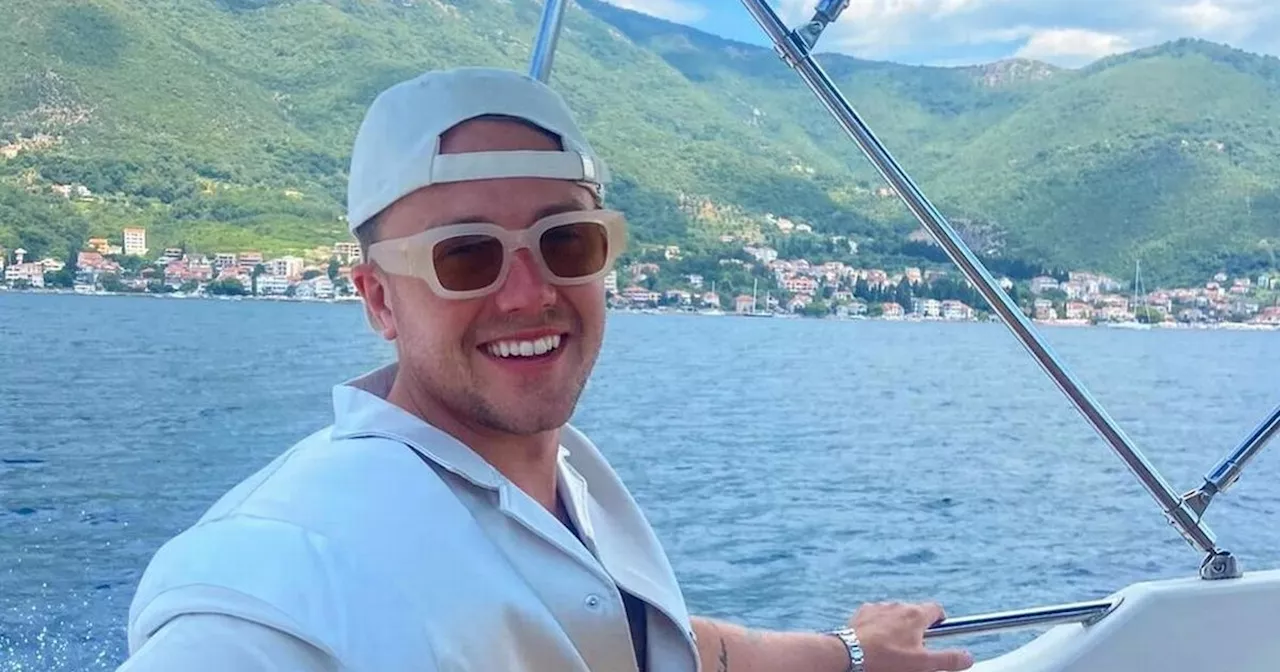 Embarrassed Roman Kemp unveils sunburnt face