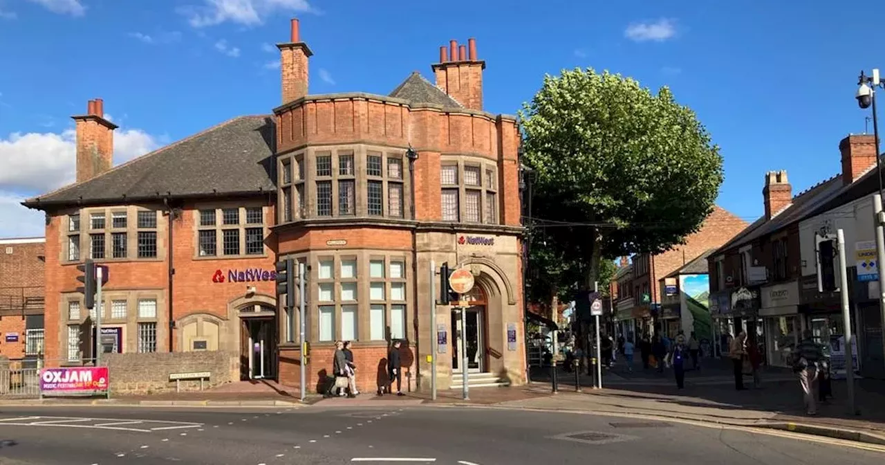 Map shows Notts banks affected as 400 branches to close this year