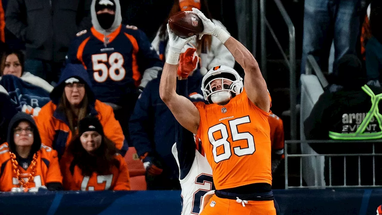 Denver Broncos TE Lucas Krull Carted Off vs. Indianapolis Colts with Toe Injury