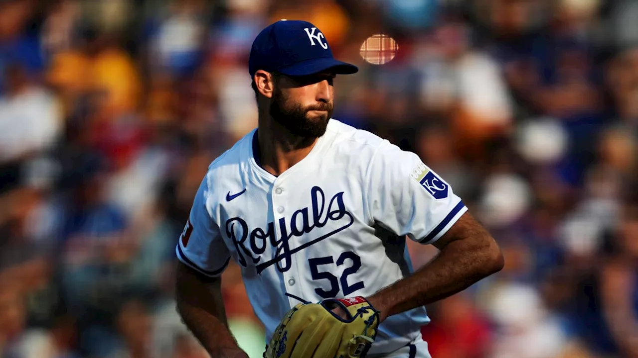 Royals Overpower Cardinals with Four-Run Seventh Inning, Win 8-3