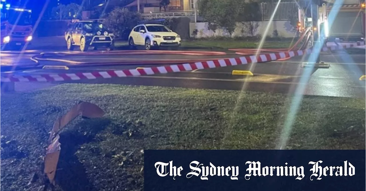 Emergency declared after chopper crashes into hotel in Cairns