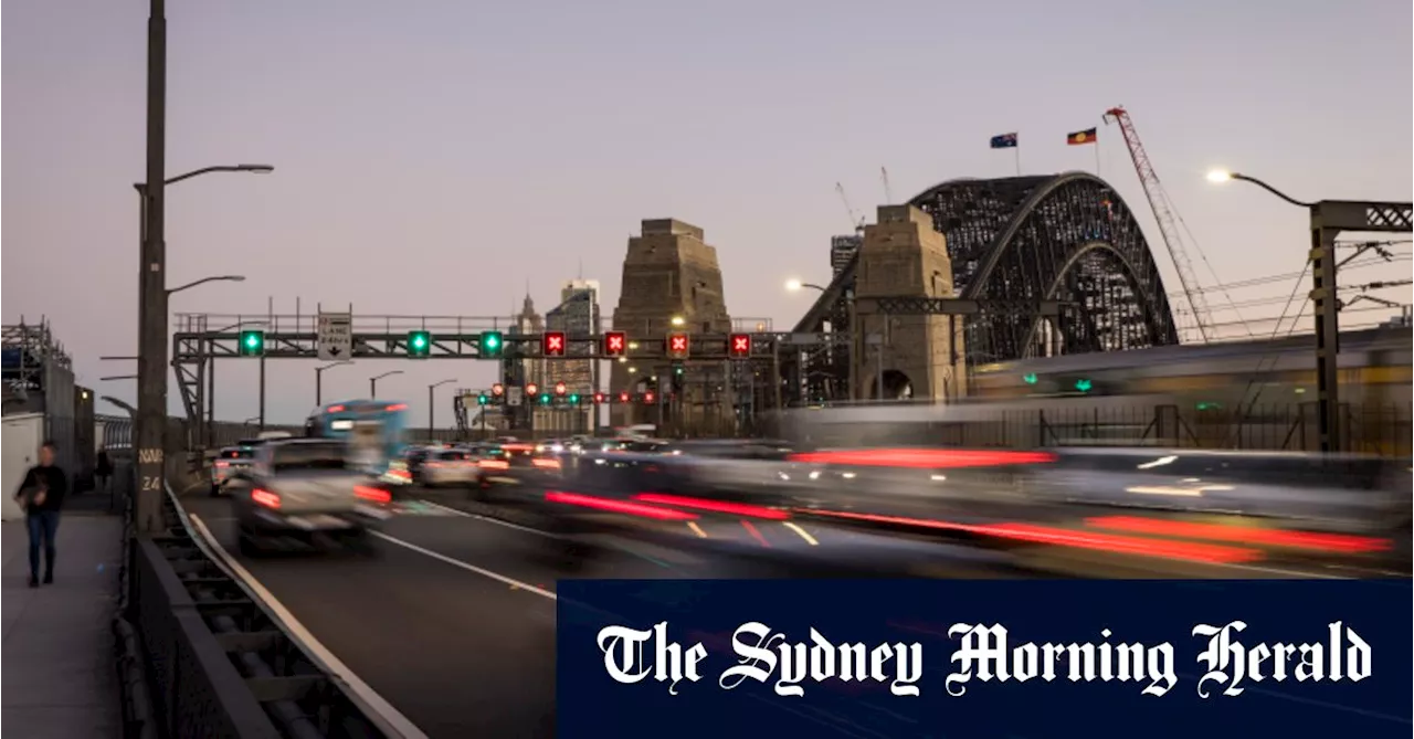 Why Sydney Harbour Bridge almost got another rail line over it