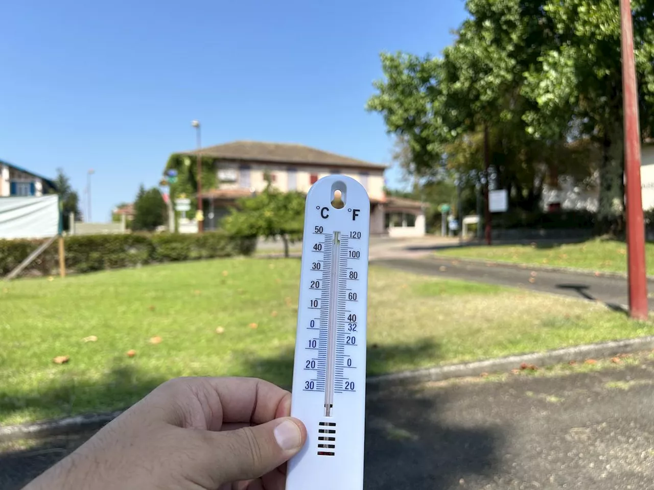 « C’est infernal, il n’y a que de l’air chaud » : les Landes frappées par la canicule ce dimanche 11 août