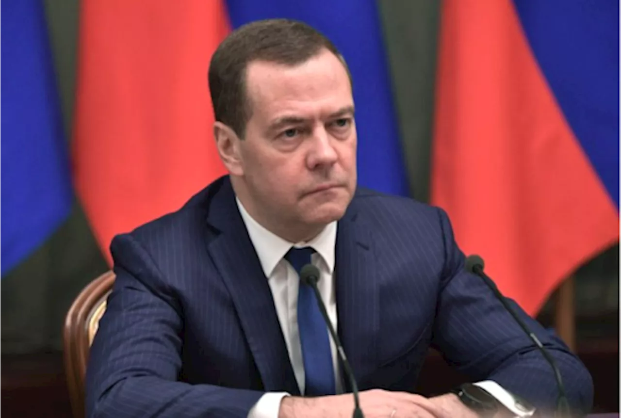 Ucraina, l'attacco a Kursk: l'analisi di Medvedev