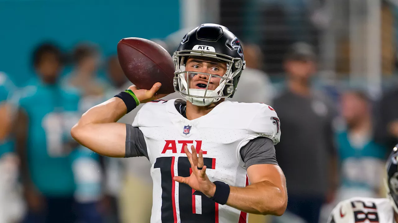 Canadian QB Rourke released by Falcons after short training camp stint