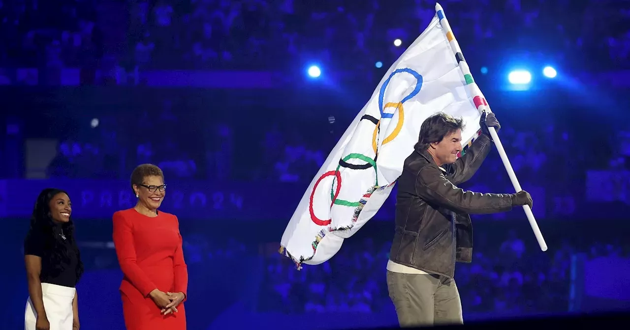 Olympic Closing Ceremony 2024 Tom Cruise Isa Sylvia