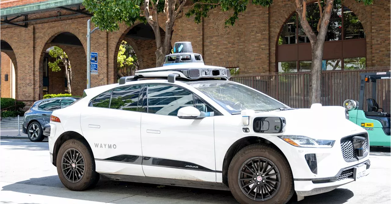 Waymo cars honk at eachother at 4AM every night in this San Francisco lot