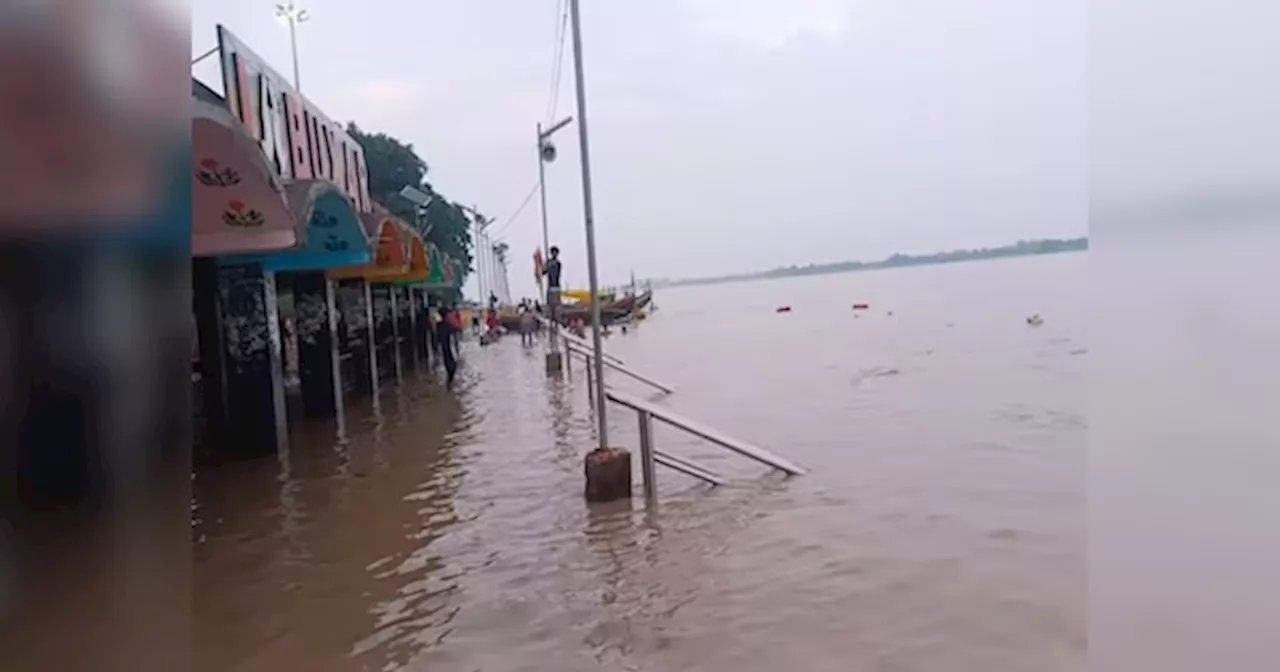 Bihar Flood: बिहार में नदियां उफान पर, पटना, मुंगेर, सीतामढ़ी सहित कई जिले बाढ़ की चपेट में