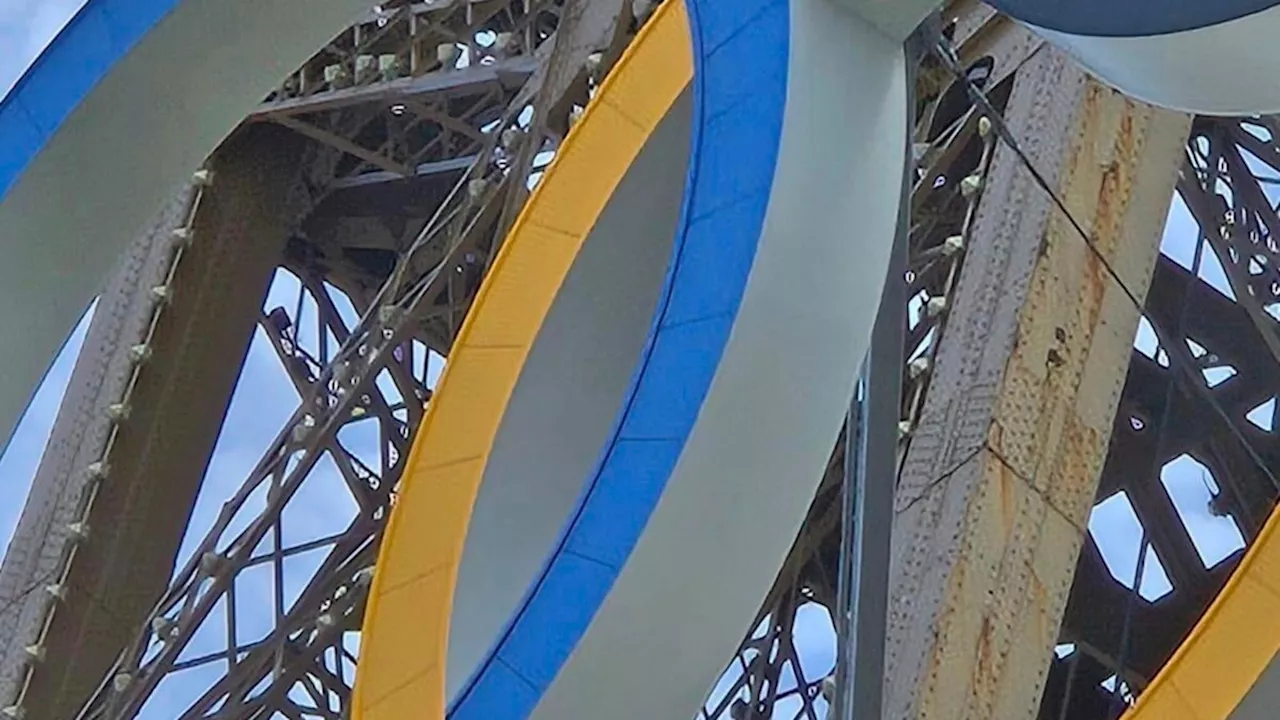 Authorities investigate man who climbed the Eiffel Tower before Olympics closing show