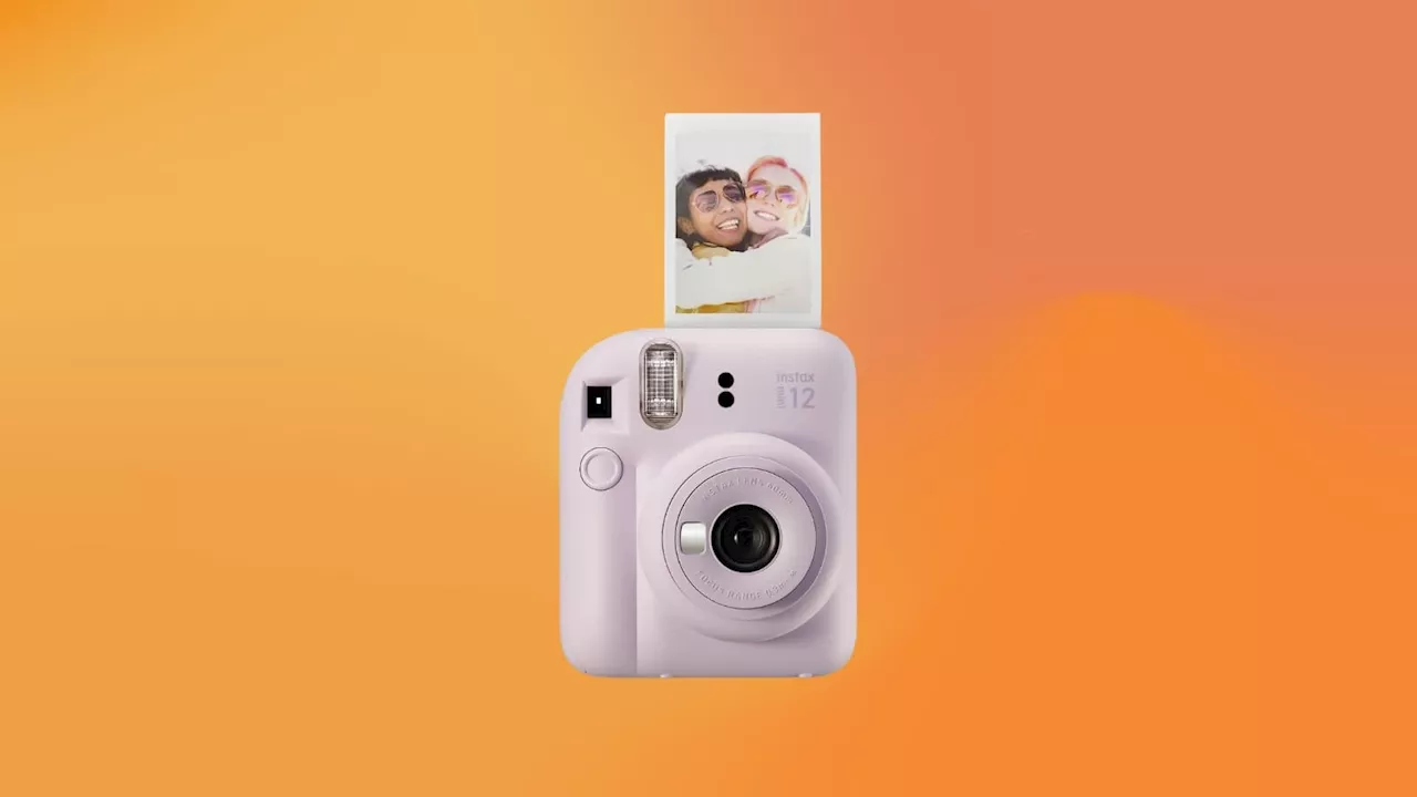 Cet appareil photo instantané passe sous la barre des 80 euros avec cette offre