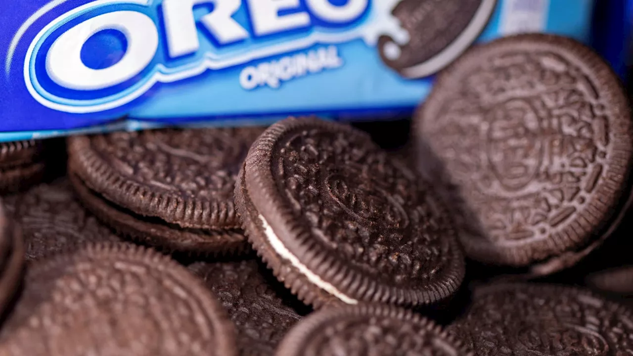 Jim Cramer prefers Mondelez over this food peer — plus, his take on 4 more stocks