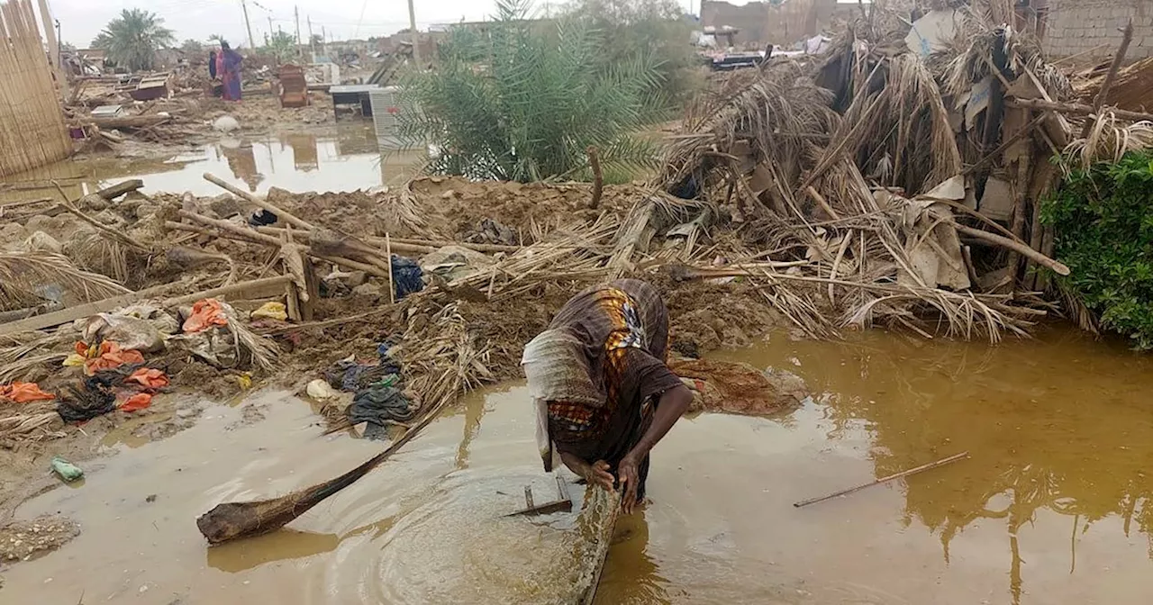 Flom i sultrammede Sudan – vanskelig å levere nødhjelp