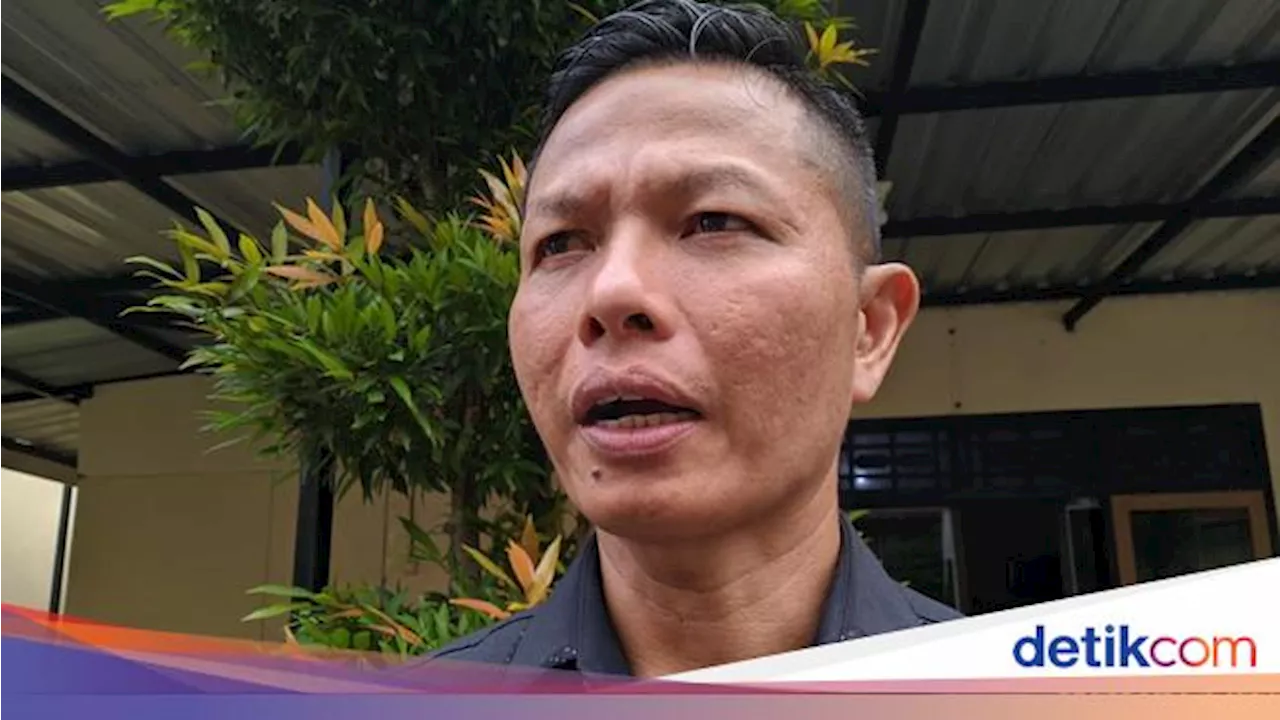 Warga Bakar Camp Tambang Emas Liar Milik TKA di Lombok Barat