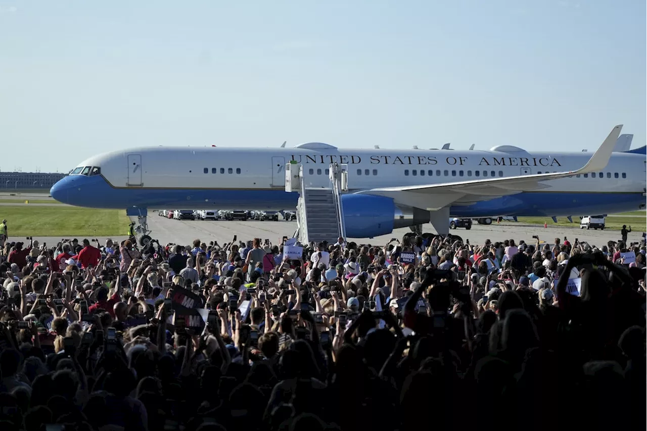 Trump falsely claims a photo from Harris’s campaign rally in Detroit was created using AI