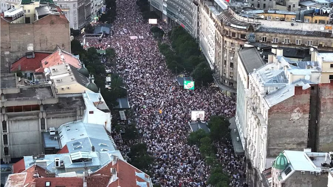 Литий из пустого в порожнее: в Сербии вспыхнули протесты из-за редкого металла