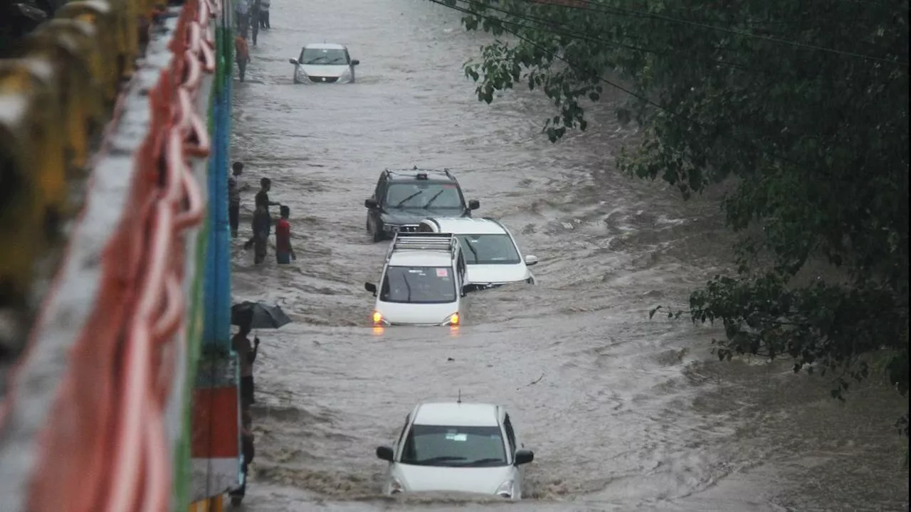 उत्तर भारत में मौसम ने बढ़ाई मुश्किलें, 21 लोगों की गई जान; केदारघाटी में झील टूटने की आशंका