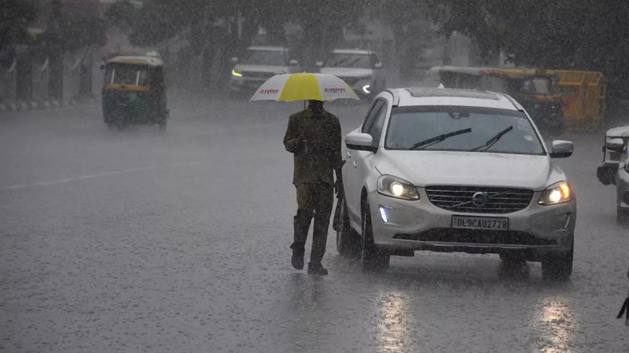 Rain Updates: दिल्ली-NCR में तेज बारिश शुरू, विकास मार्ग पर लगा लंबा जाम; फिर मंडराया जलभराव का खतरा