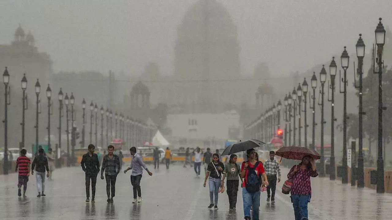 Weather Update: दिल्ली-NCR में आज फिर होगी झमाझम बारिश, यूपी-बिहार समेत 15 राज्यों में भी IMD का अलर्ट